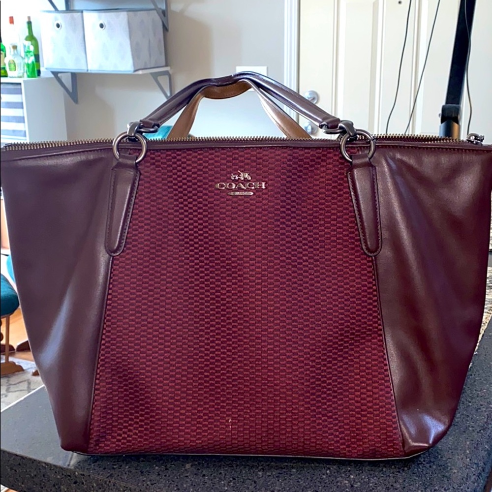 ❤️ Coach Tote ❤️